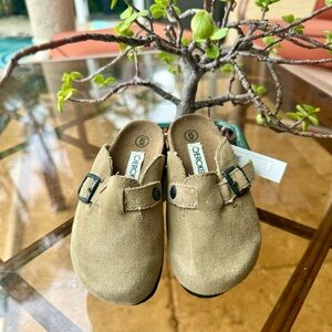CHEROKEE Leather Suede upper and insole Slip on Clog 6